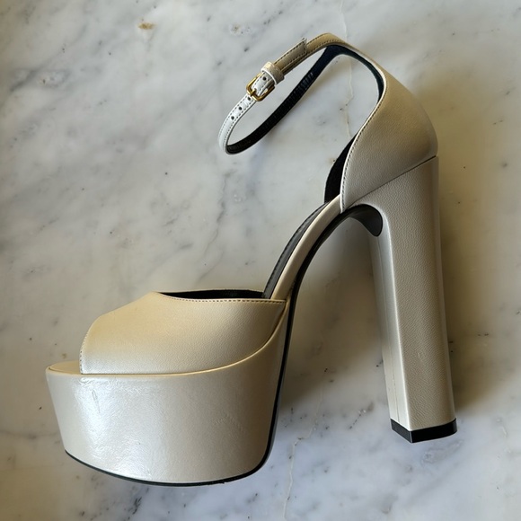 Brand new Saint Laurent platform heels - Picture 1 of 7